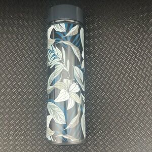 Lug Chuggie 12oz stainless steel bottle in lily black new in box (NIB)